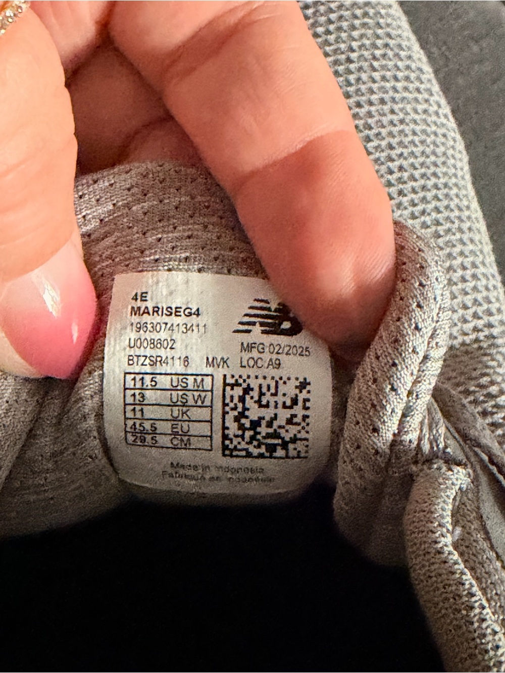 New Balance Marise G4 Light Gray Knit Walking Shoe
